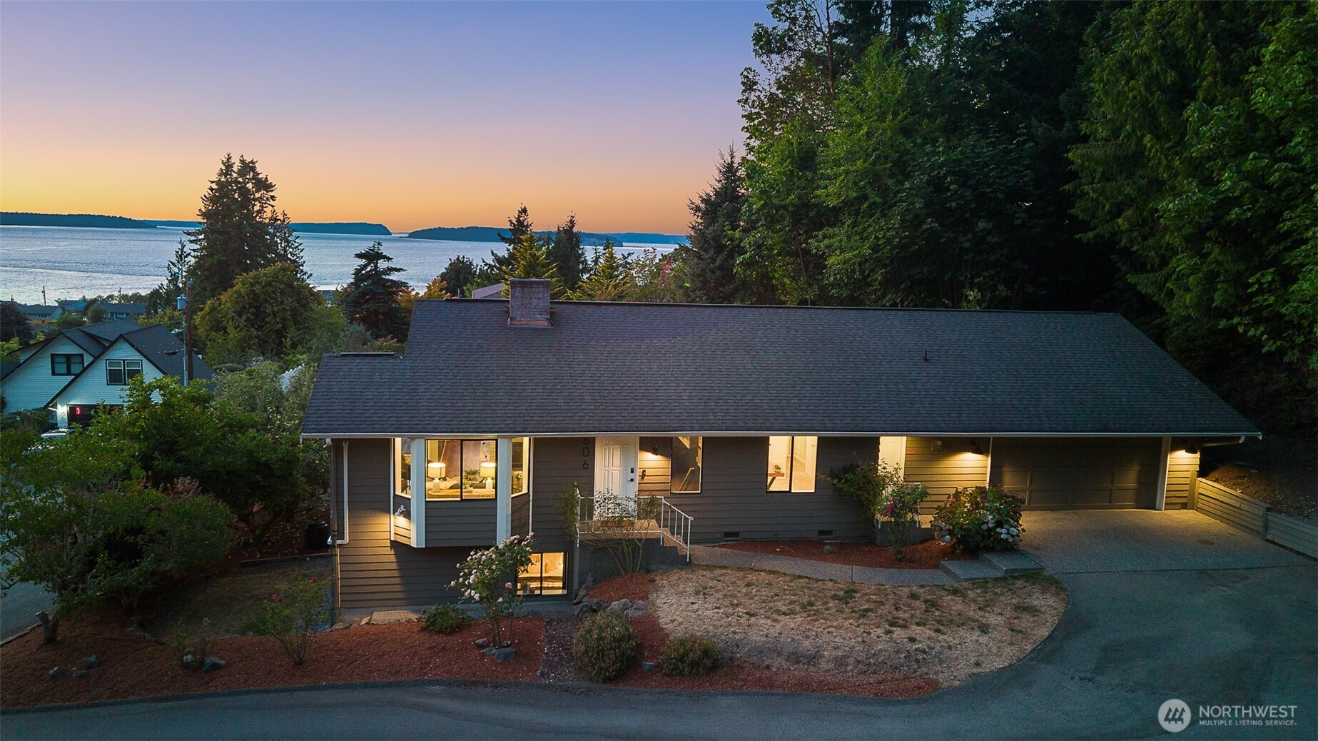 606 Prospect Avenue, Mukilteo, WA 98275