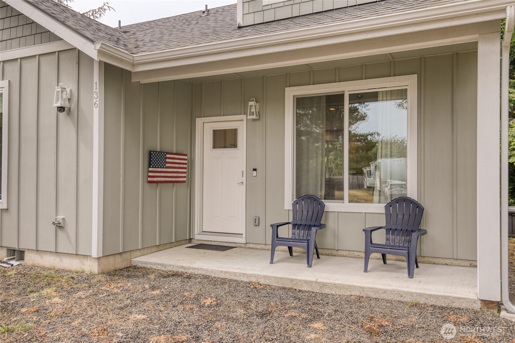 136 Spruce Loop SW, Ocean Shores, WA 98569