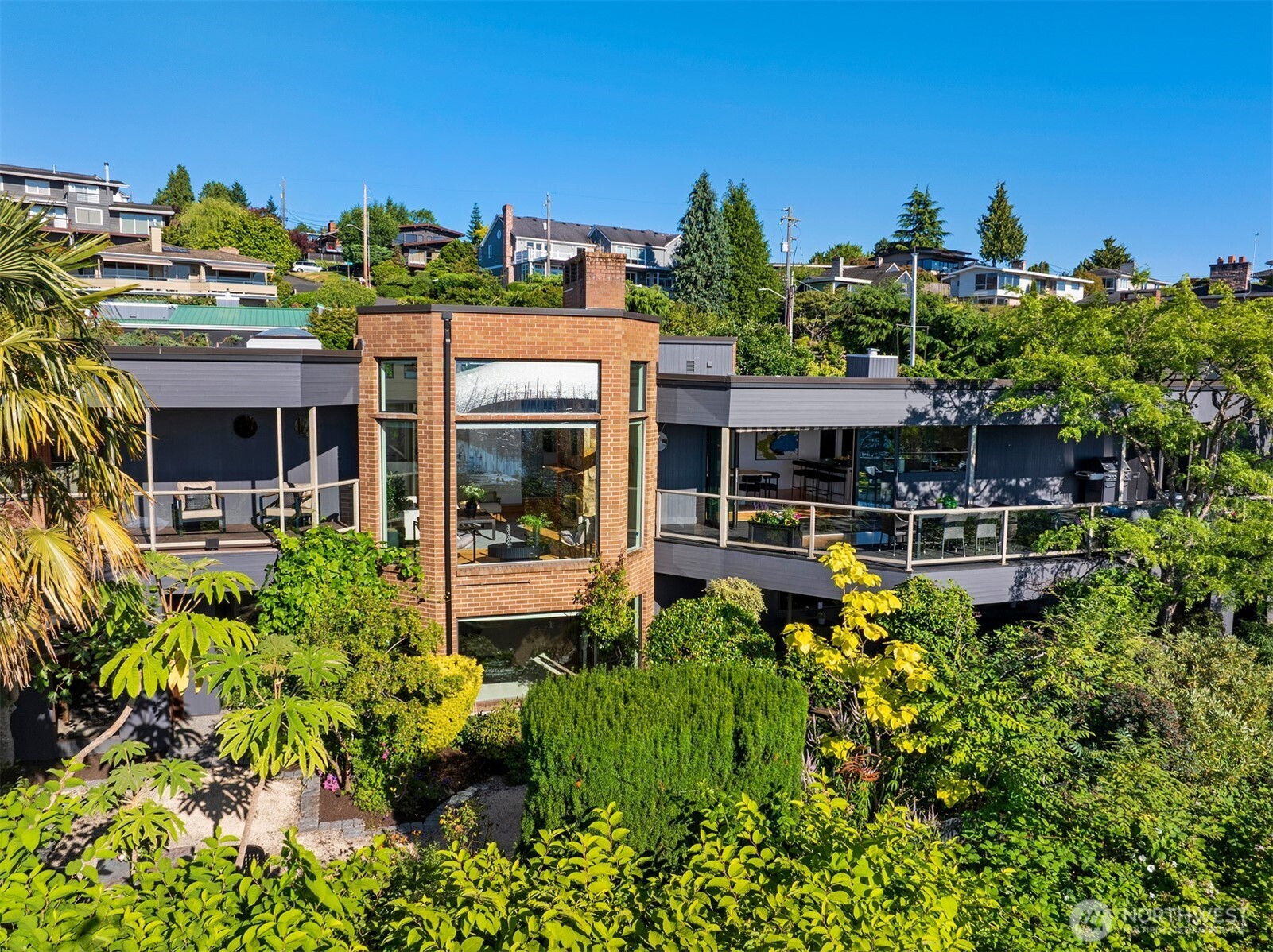 6801 36th Avenue NW, Seattle, WA 98117