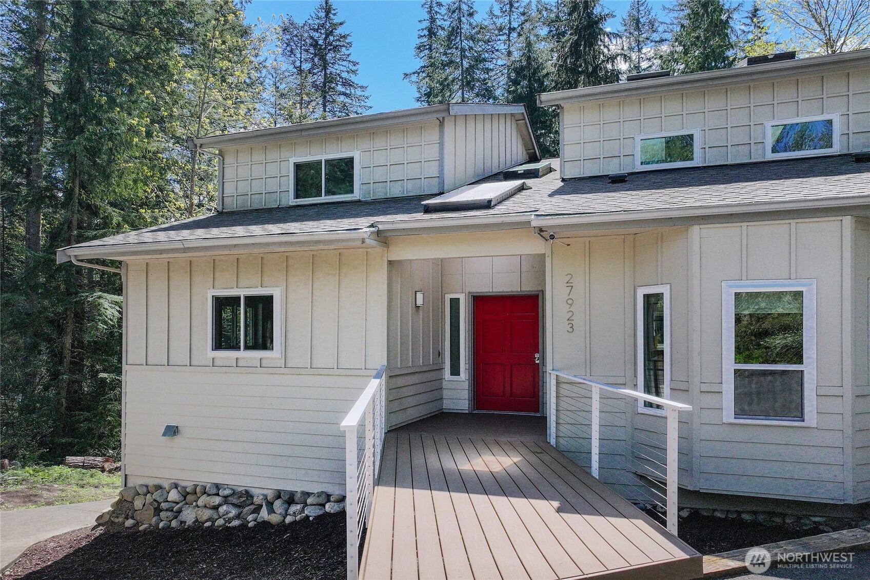 27923 NE 49th Street, Redmond, WA 98053