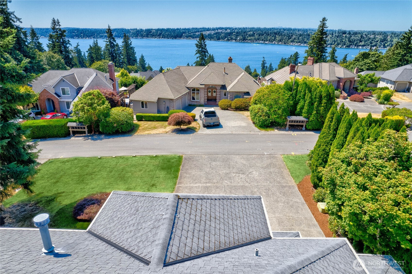 520 208th Avenue NE, Sammamish, WA 98074