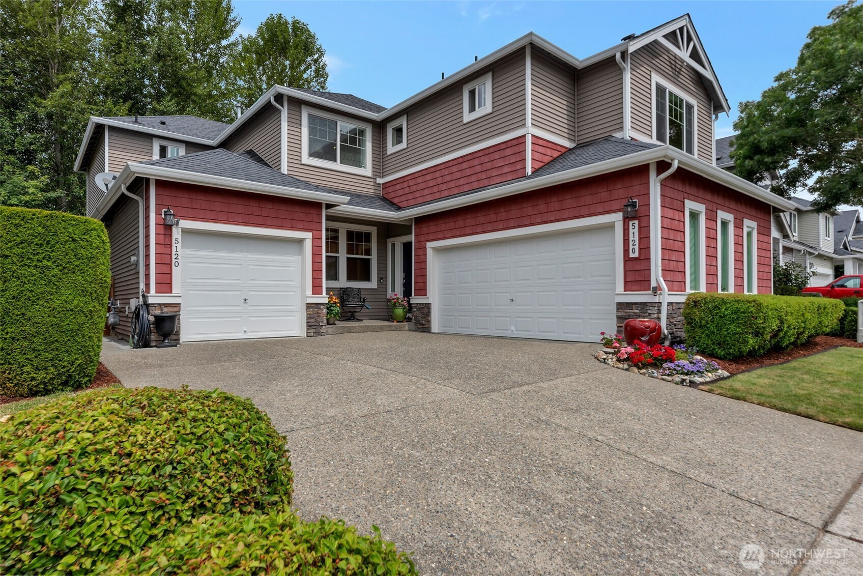 5120 S 214th Way, Kent, WA 98032