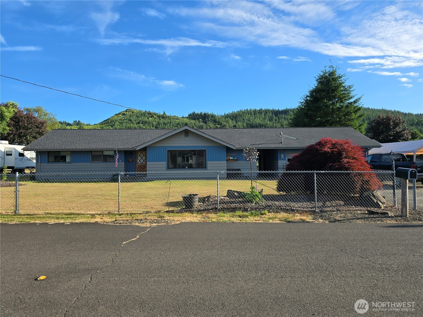 2352 Pacific Street, Raymond, WA 98577