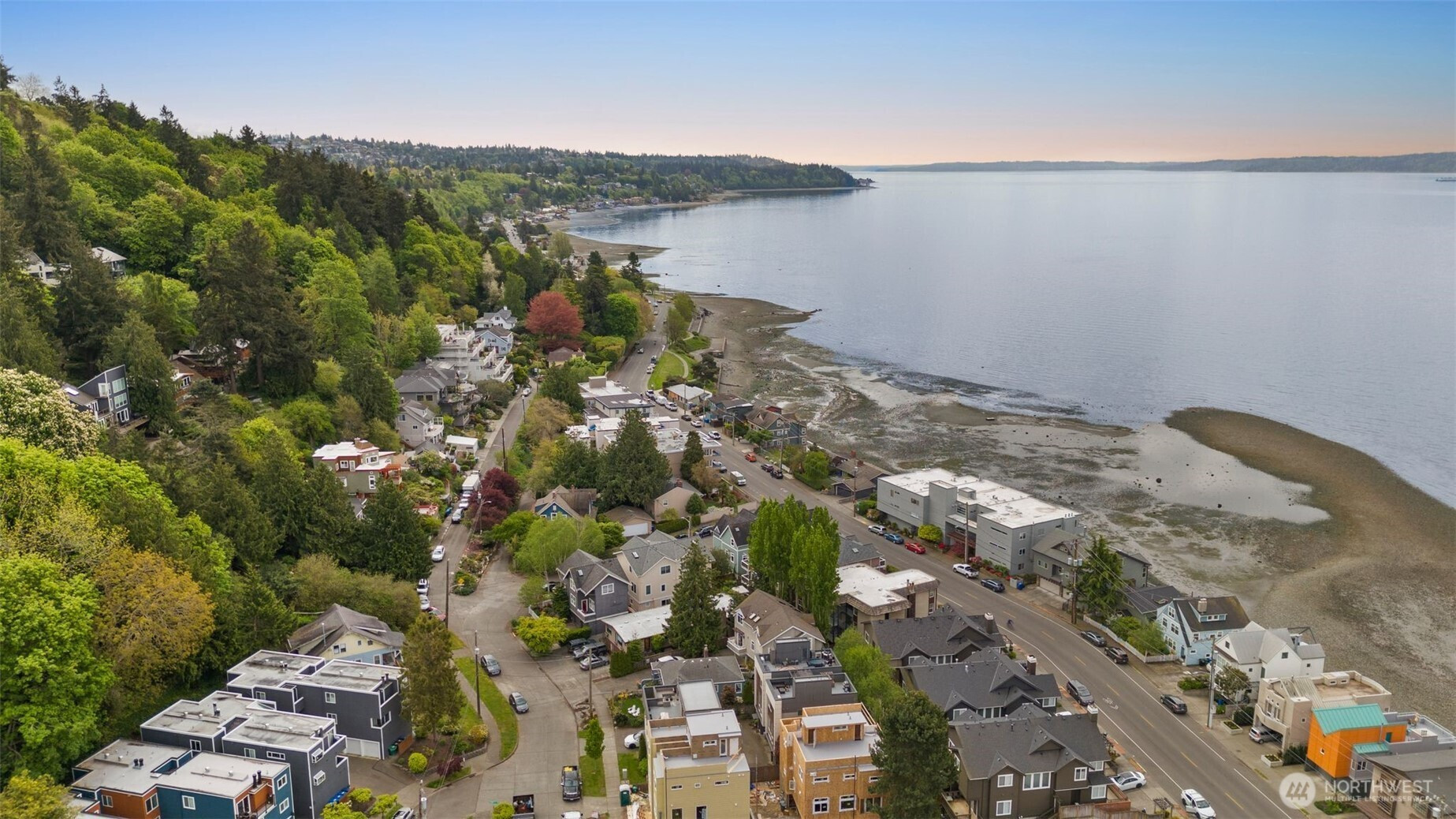 4135 Chilberg Avenue SW, Seattle, WA 98116