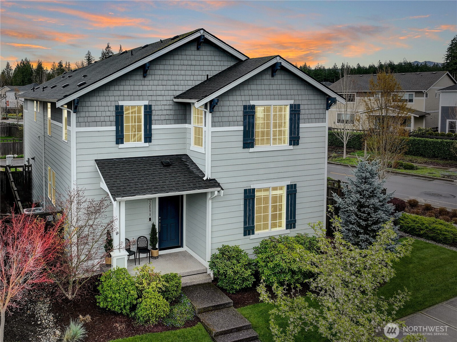 32898 Pine Avenue SE, Black Diamond, WA 98010
