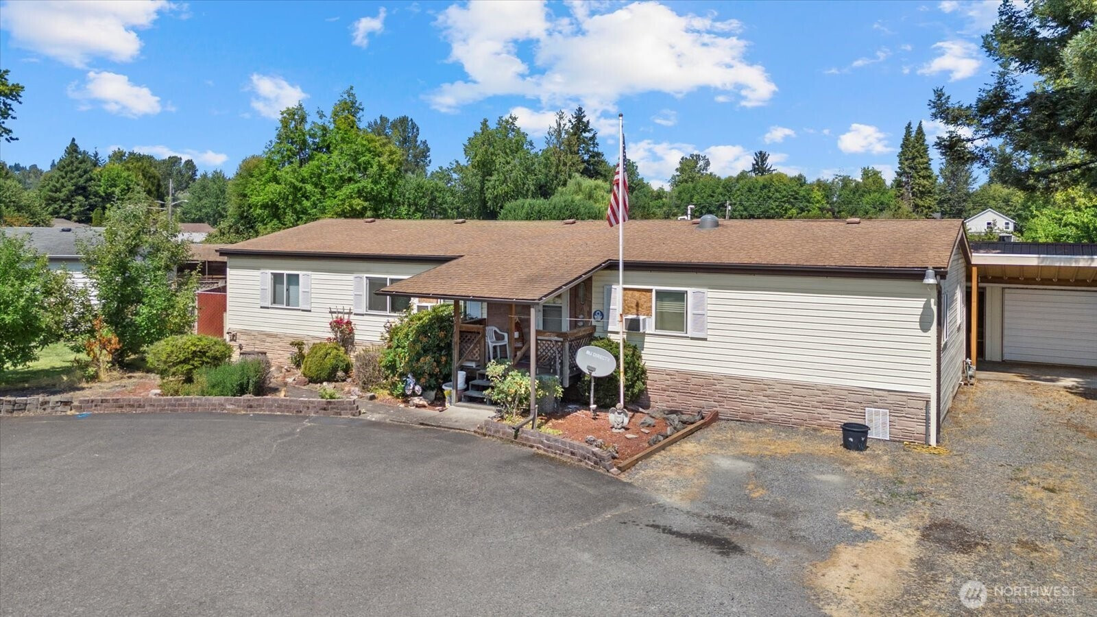 417 2nd Avenue SE, Pacific, WA 98047