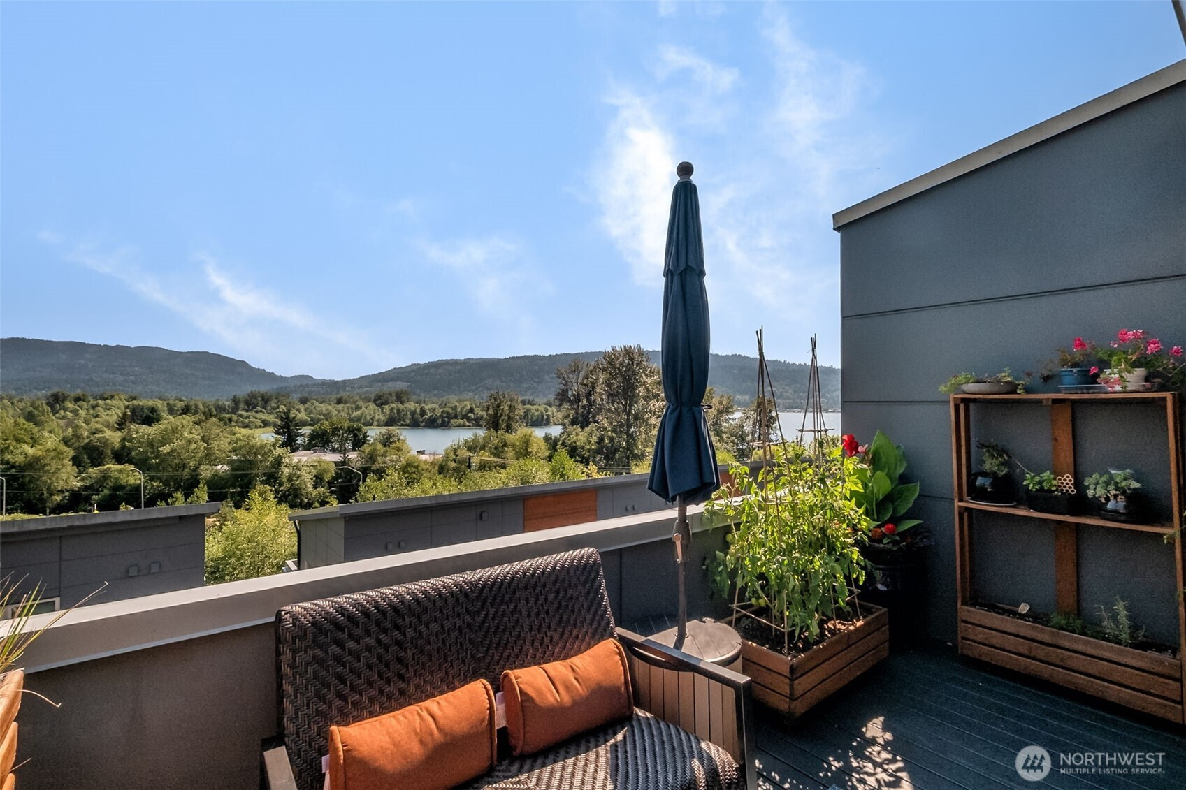 4261 213 Place SE, Issaquah, WA 98029
