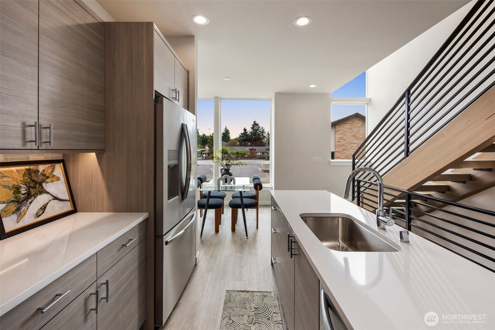 9229 B 16th Avenue SW, Seattle, WA 98106