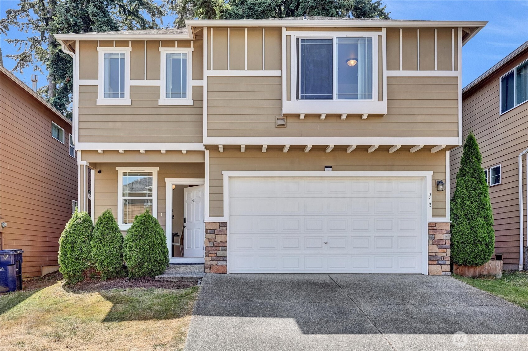912 141st Lane SW, Lynnwood, WA 98087
