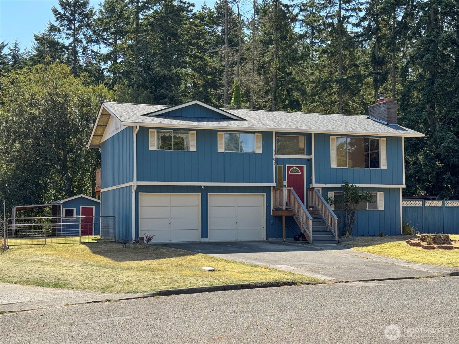 2105 Seabreeze Place, Port Angeles, WA 98363