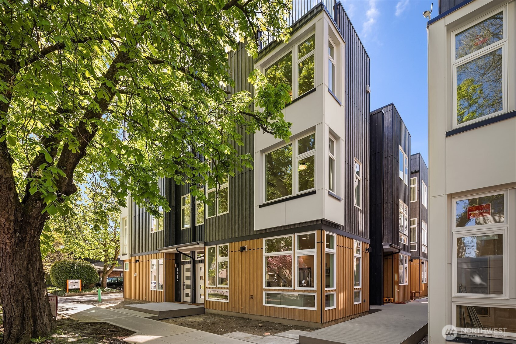 1737 17th Avenue, Seattle, WA 98122