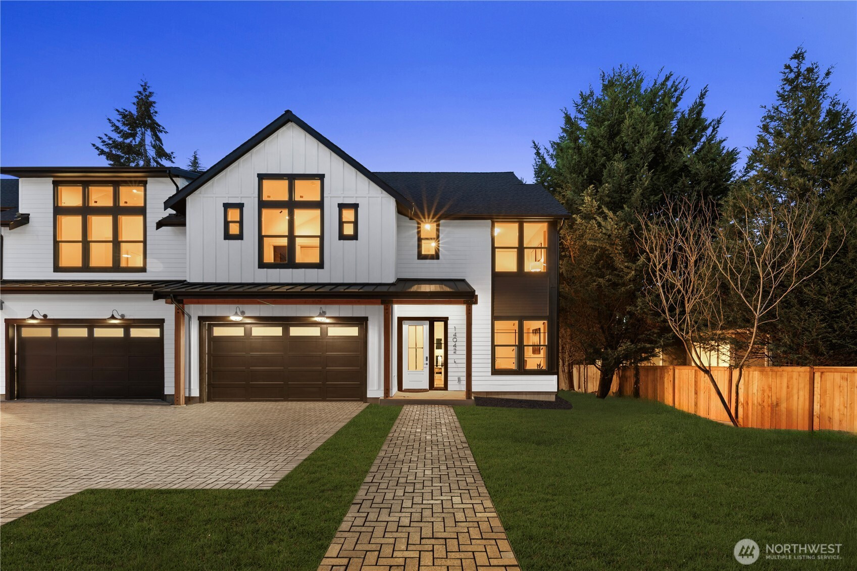 14142 SE 8th Street, Bellevue, WA 98007