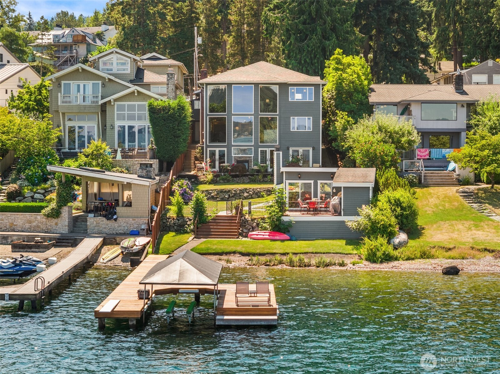 17714 SE 40th Place, Bellevue, WA 98008