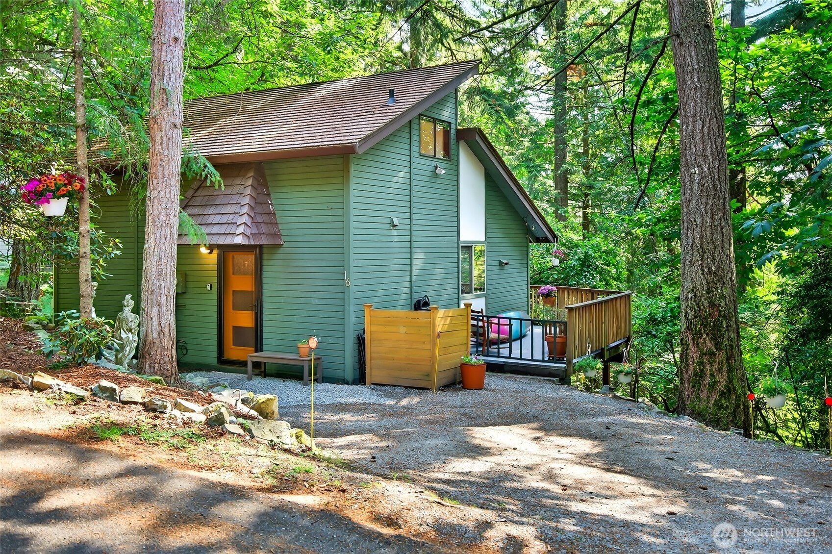 16 Sandalwood Court, Bellingham, WA 98229
