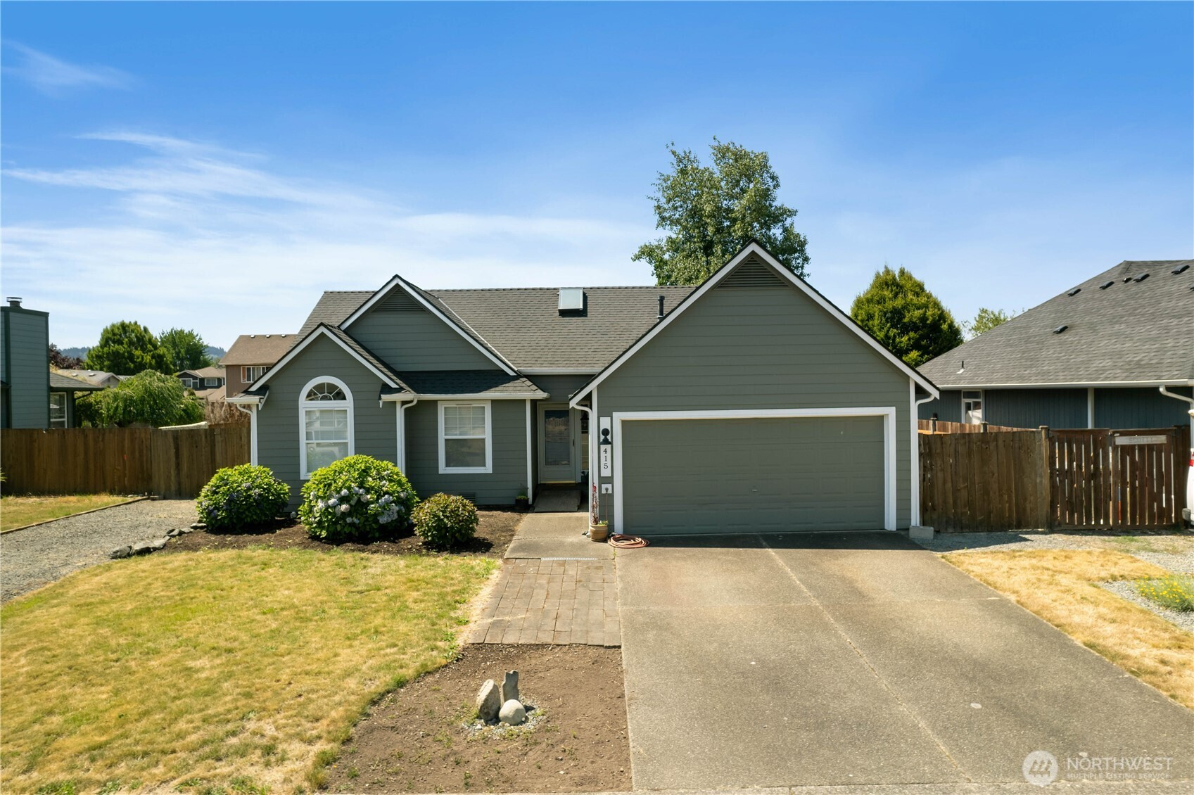 415 Eldredge Avenue NW, Orting, WA 98360