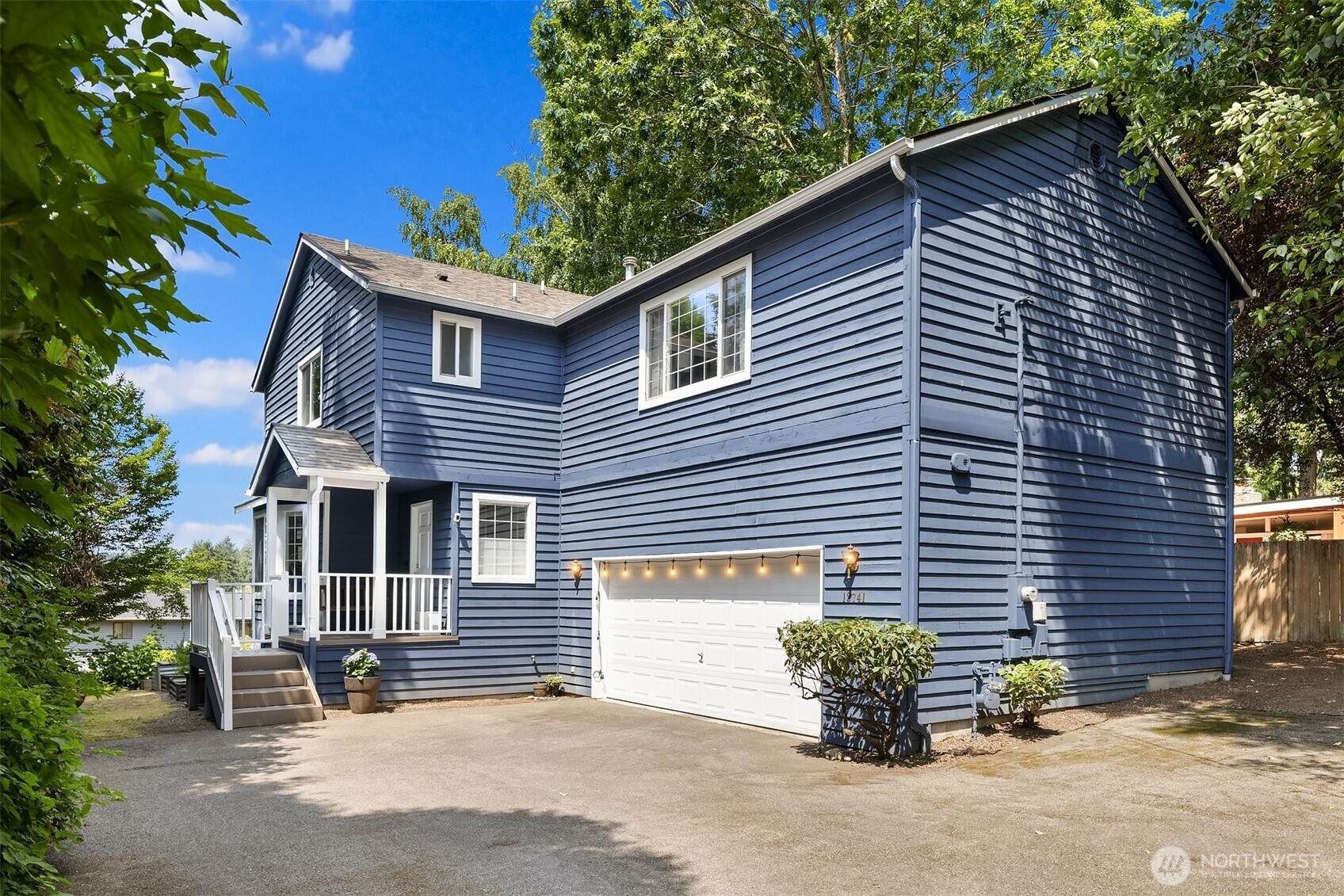 12741 37th Avenue NE, Seattle, WA 98125