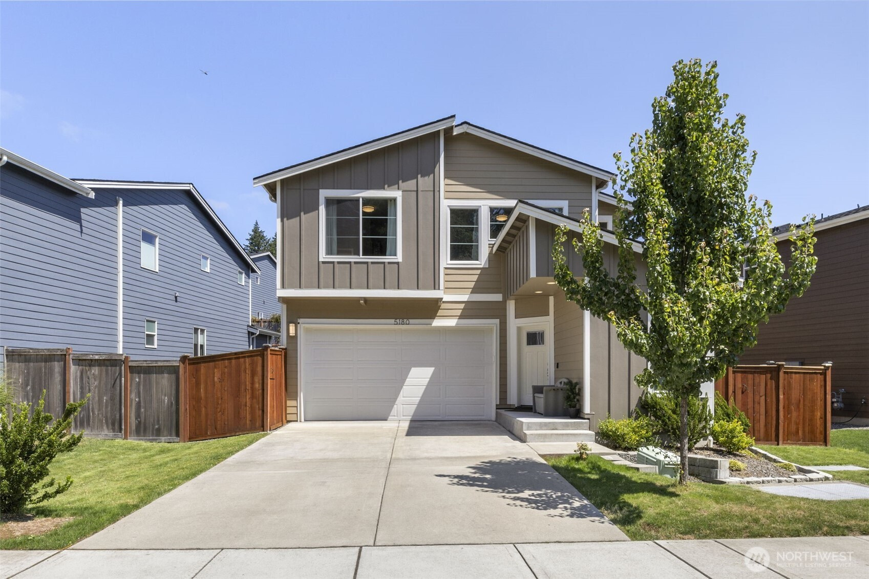 5180 Sinclair Way, Bremerton, WA 98312