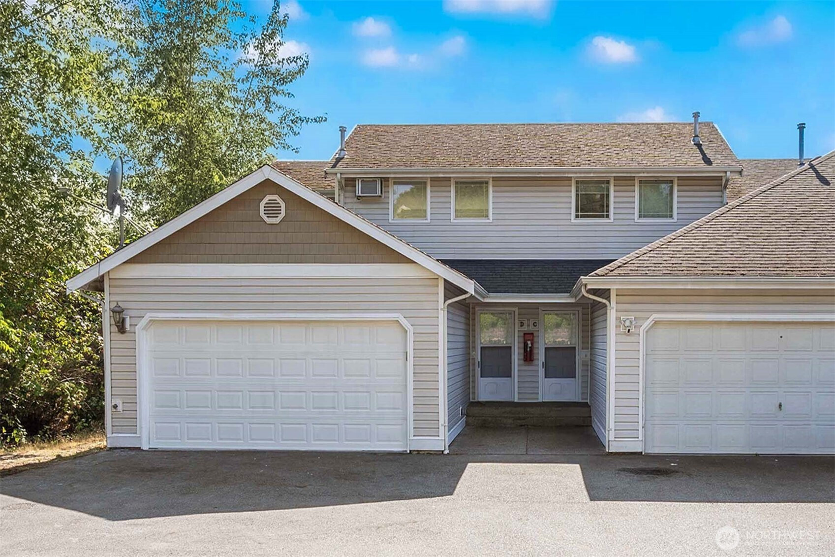 1100 Eagle Ridge Drive S, Renton, WA 98055