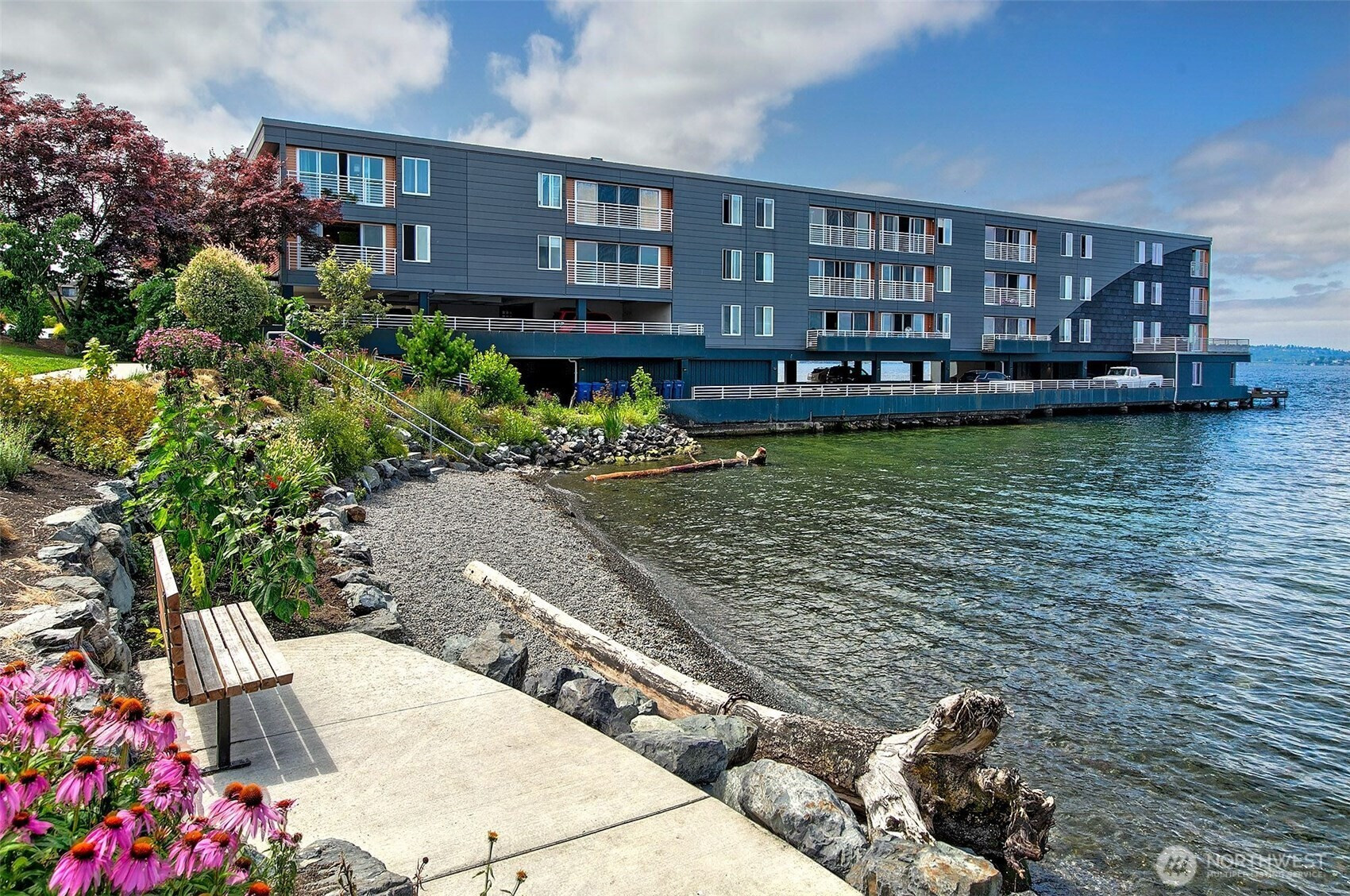 733 Lake Street S, Kirkland, WA 98033