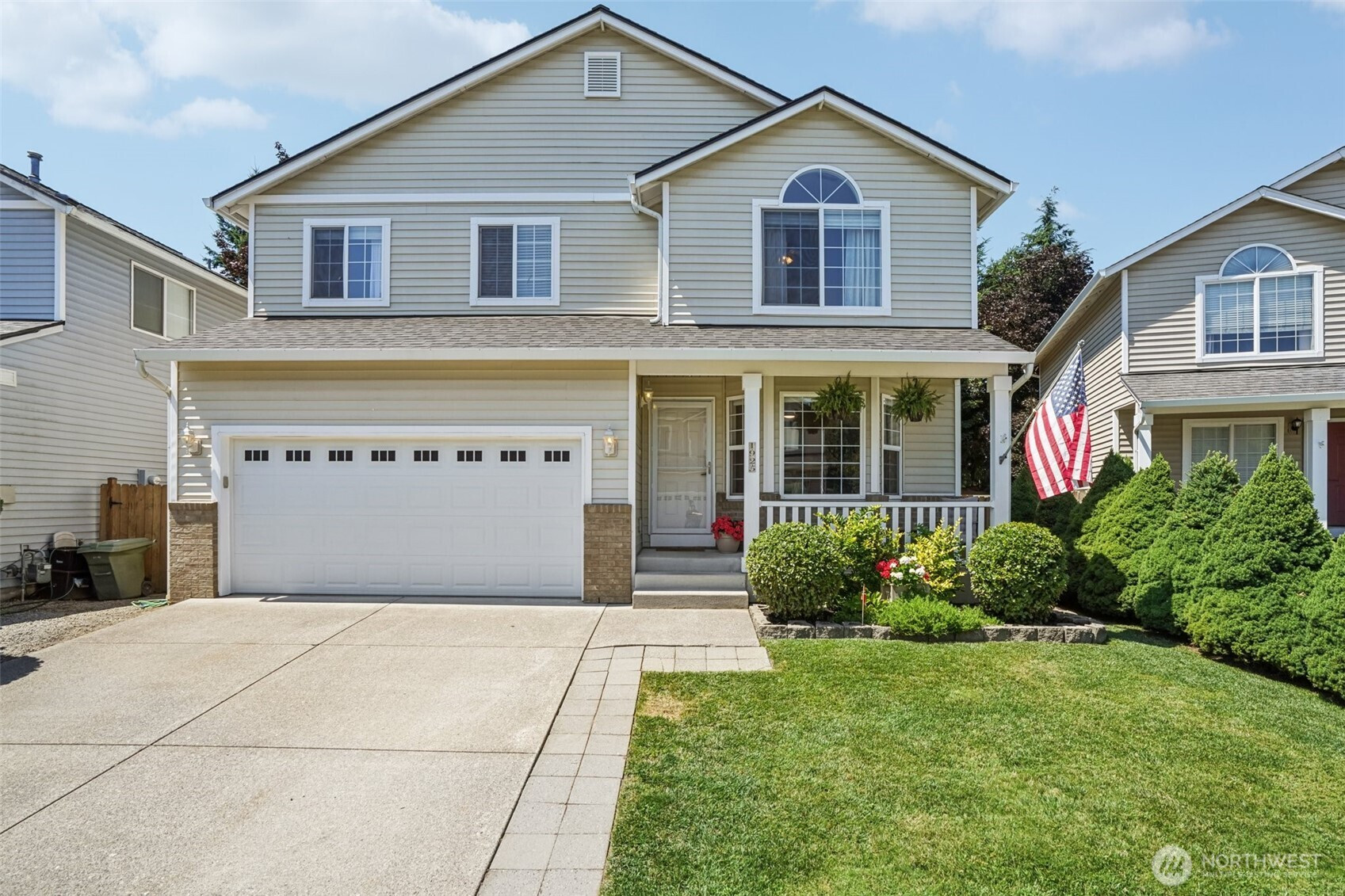 1925 Meadowood Loop, Woodland, WA 98674
