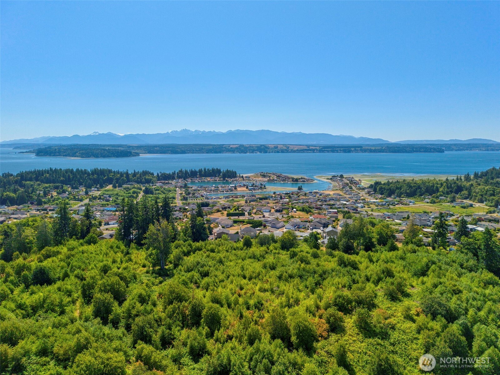 38052 Vista Key Drive NE, Hansville, WA 98340