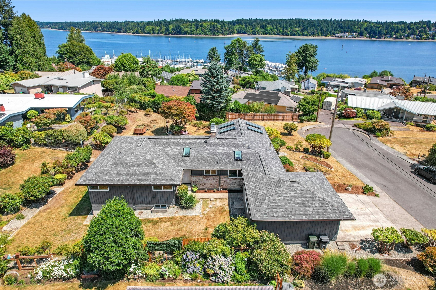1410 Swallow Lane NW, Olympia, WA 98502