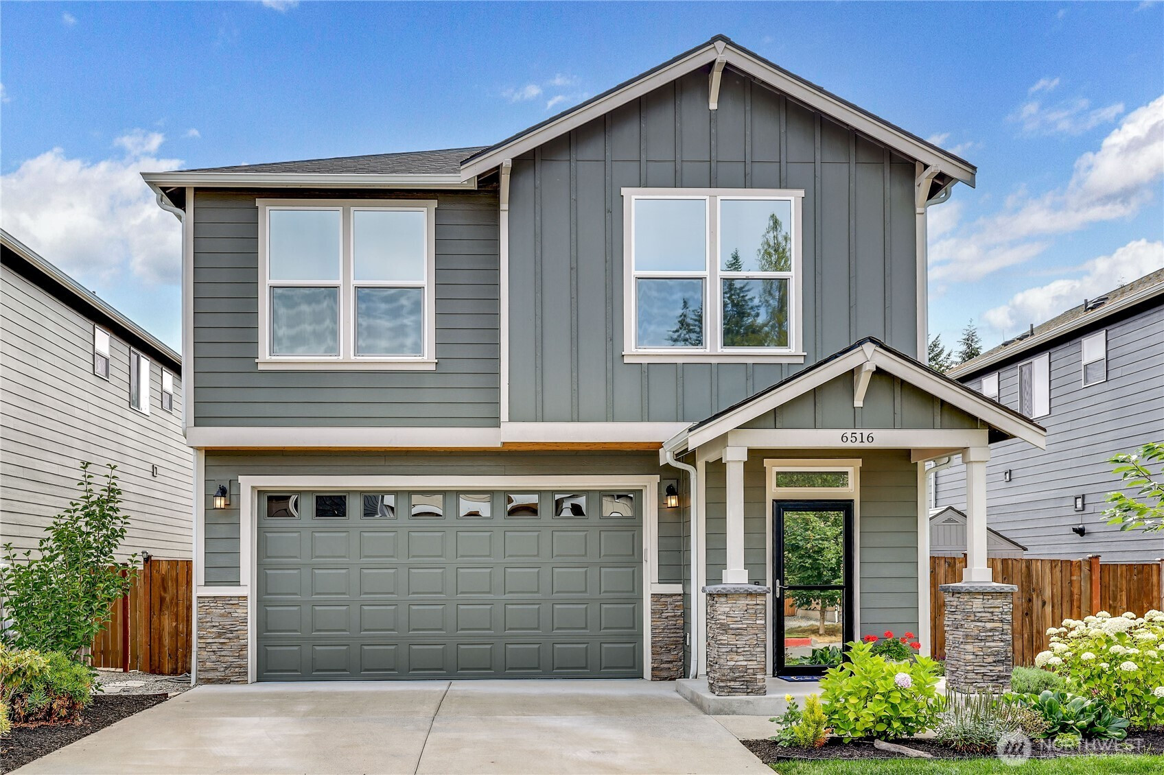 6516 Stingray Place NW, Bremerton, WA 98311