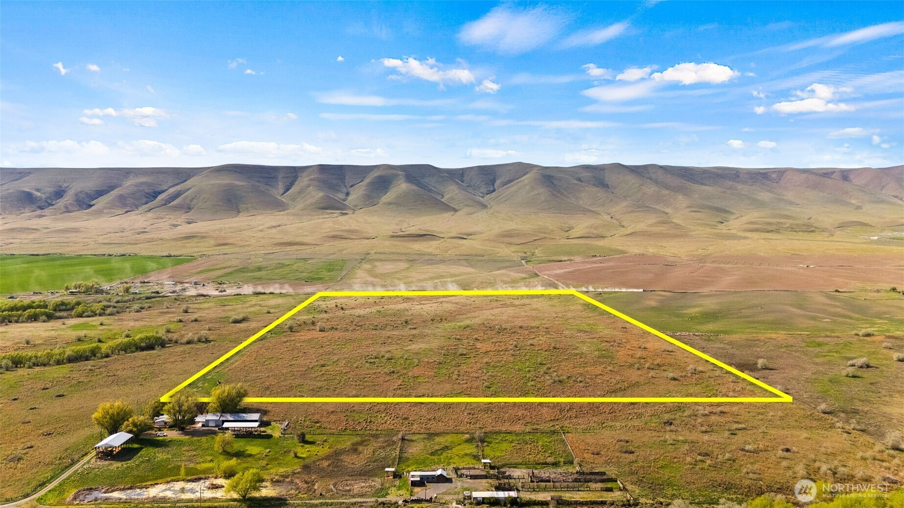 3500 Island Road, White Swan, WA 98952