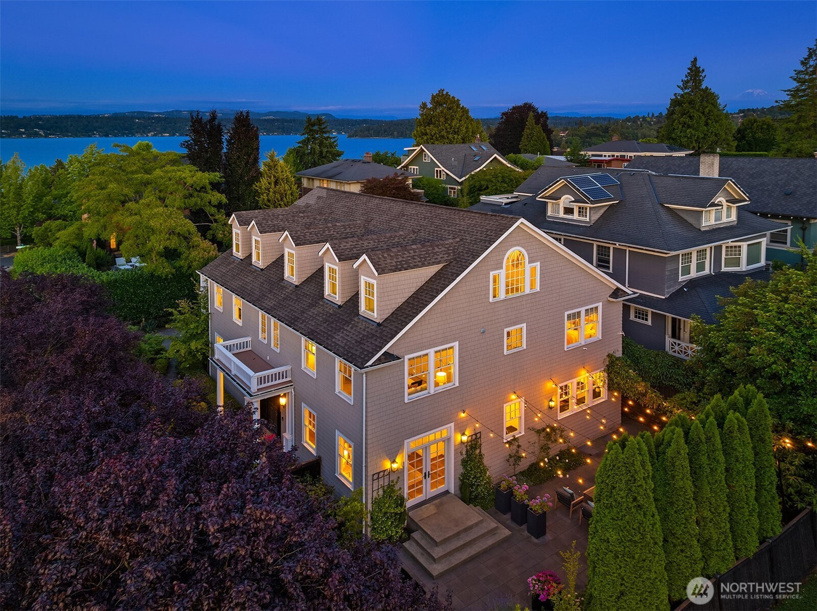3202 Hunter Boulevard S, Seattle, WA 98144
