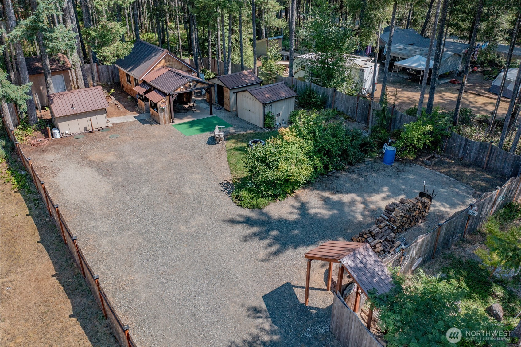 30 N Brook Lane, Hoodsport, WA 98548