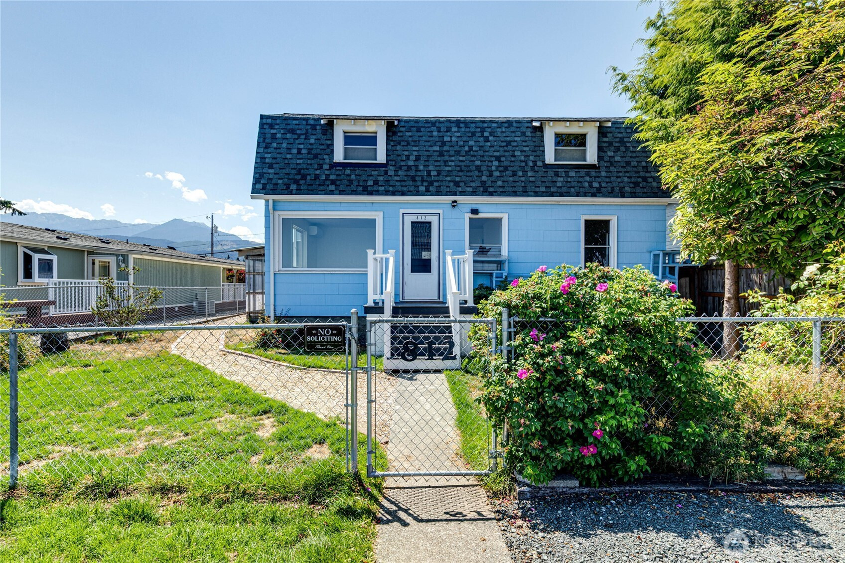 812 W 4th Street, Port Angeles, WA 98363