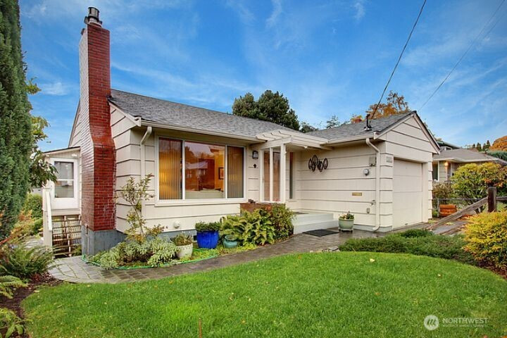 7023 40th Avenue NE, Seattle, WA 98115