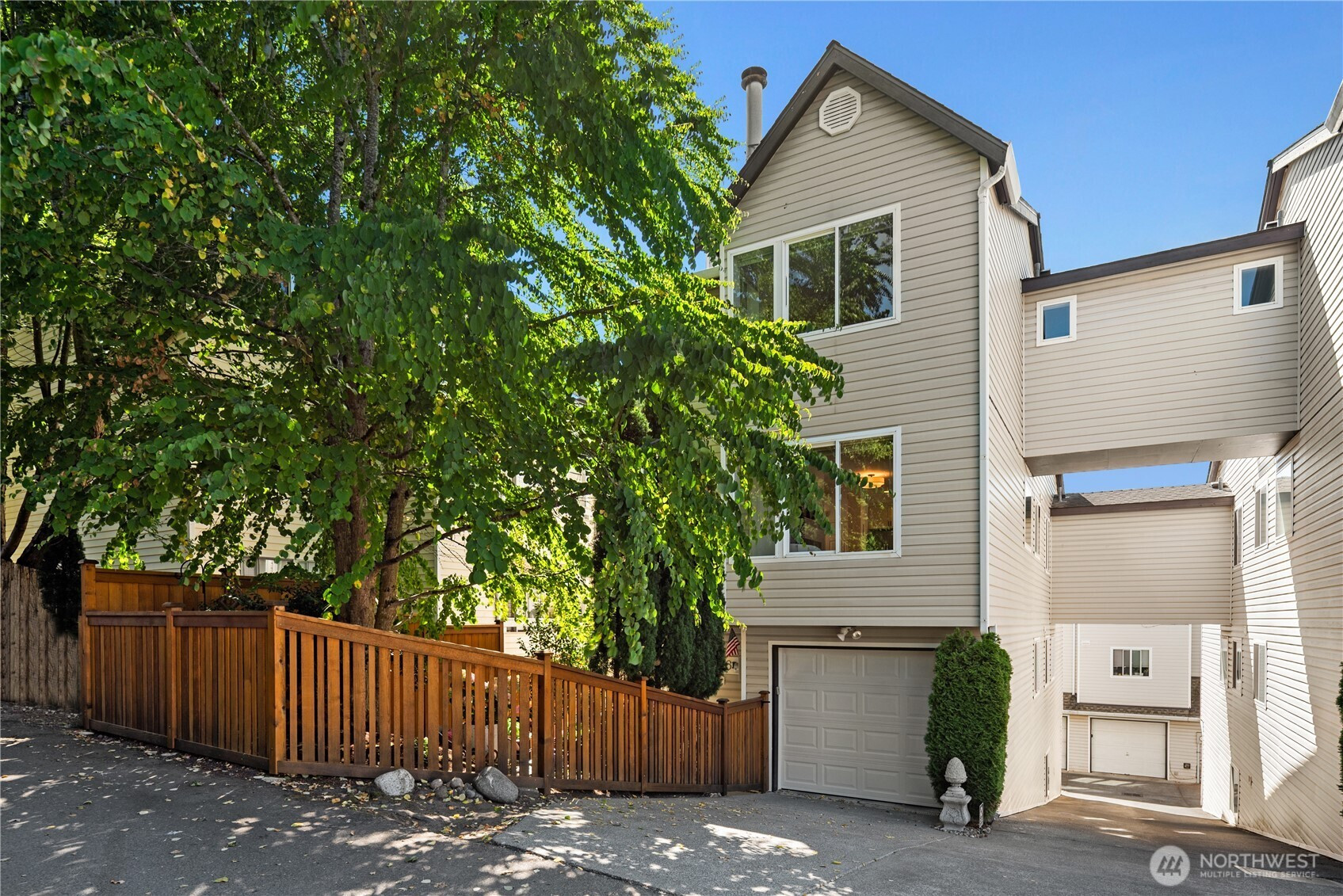 6716 California Avenue SW, Seattle, WA 98136