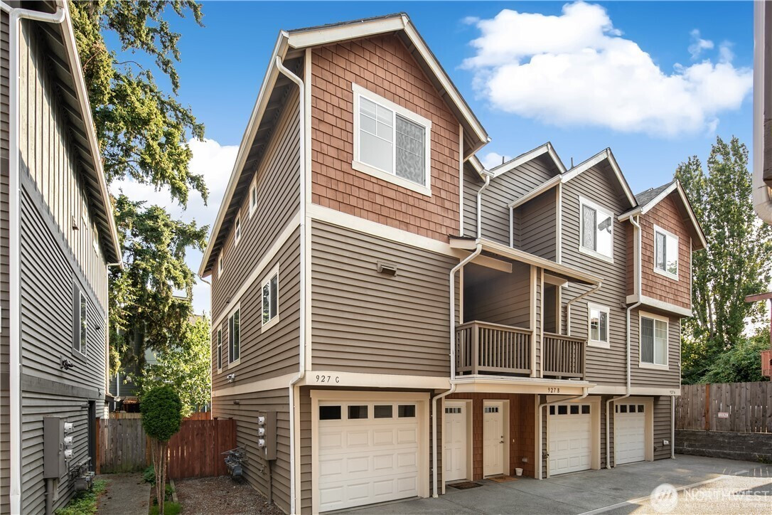 927 N 97th, Seattle, WA 98103