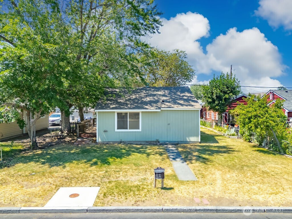 57 SE G Street, Ephrata, WA 98823