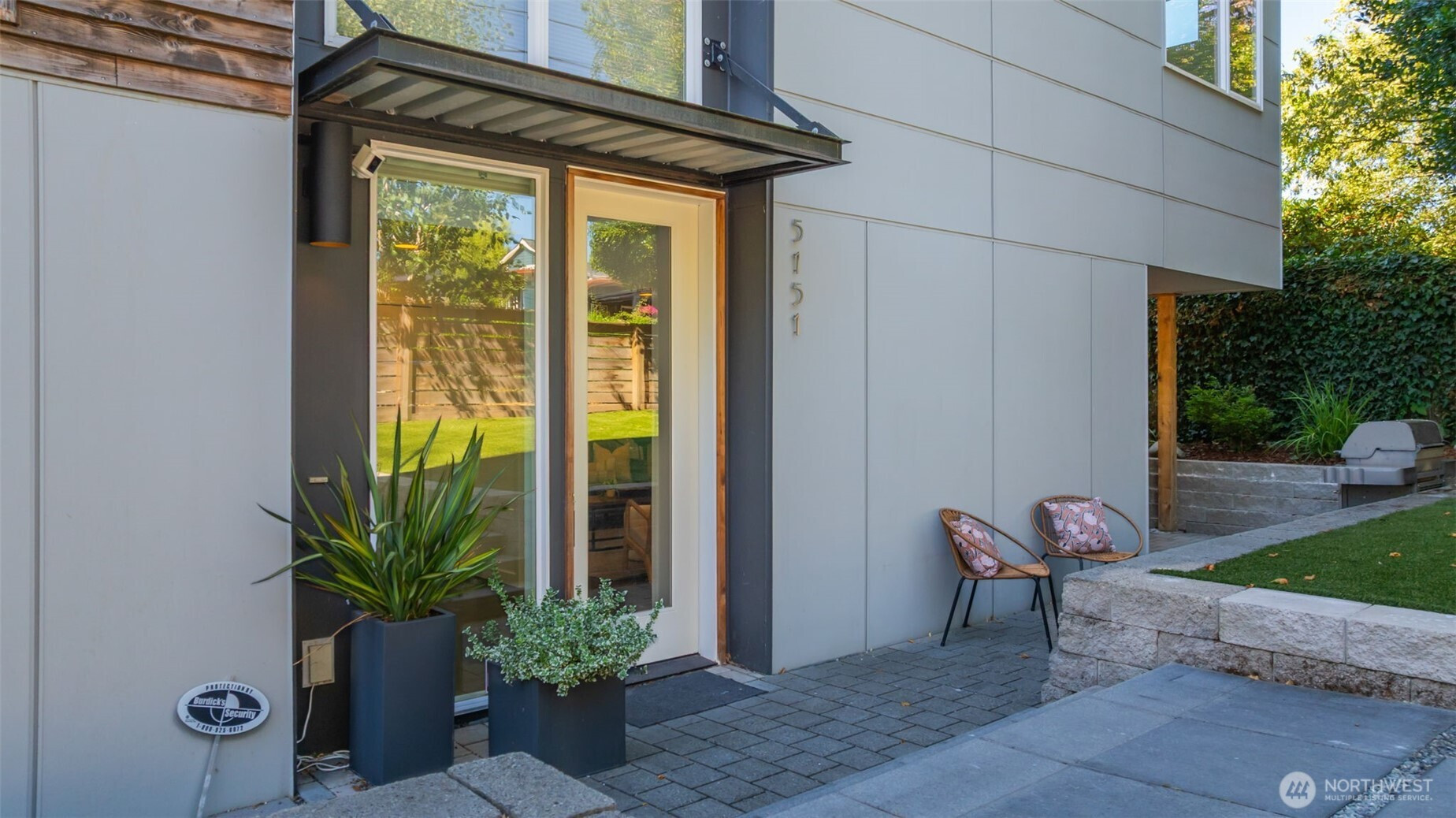 5151 S Frontenac Street, Seattle, WA 98118