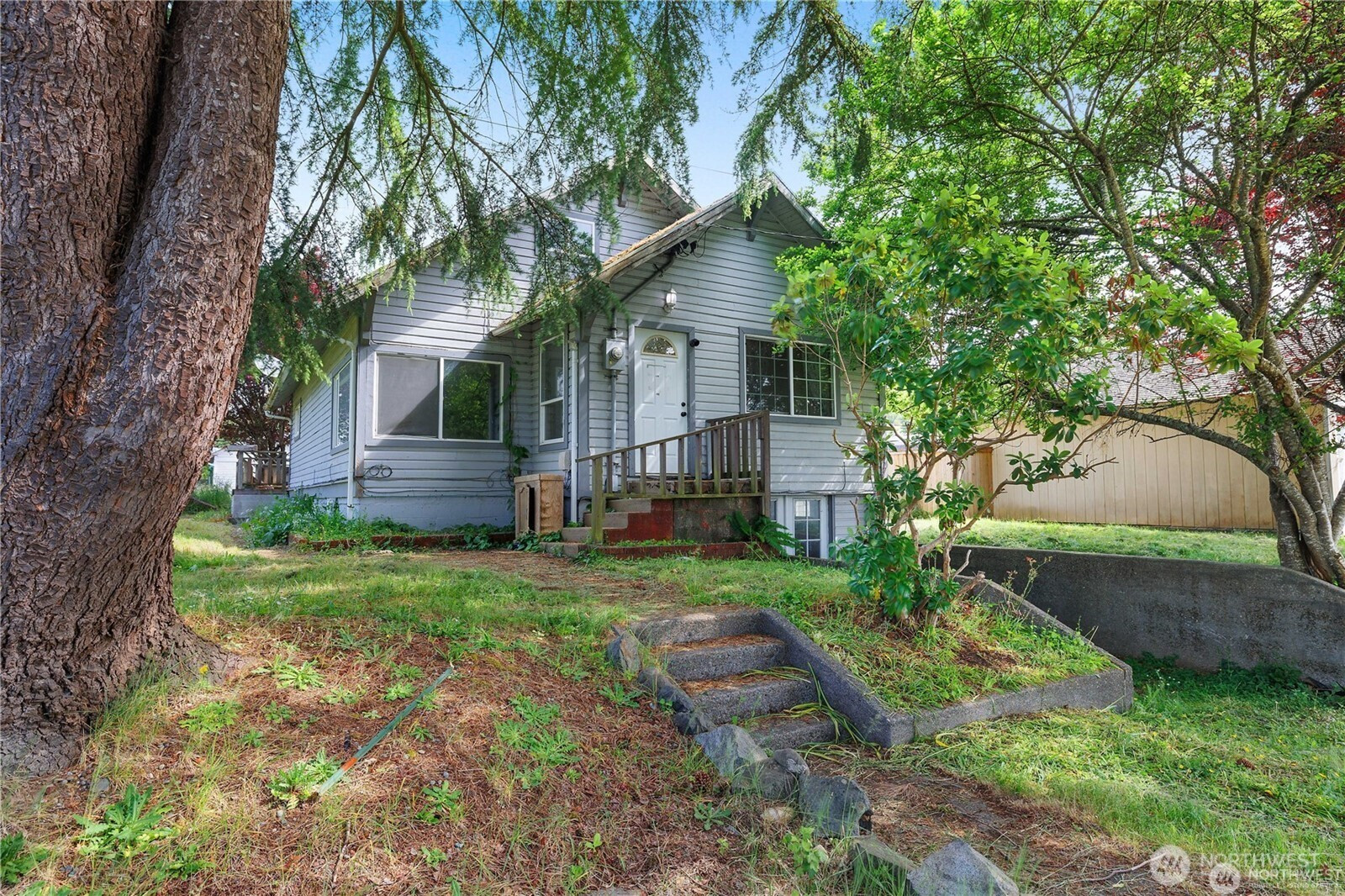 1921 Garfield Avenue, Raymond, WA 98577