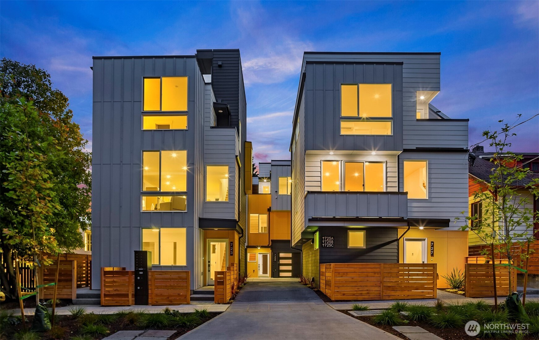 725 18th Avenue, Seattle, WA 98122