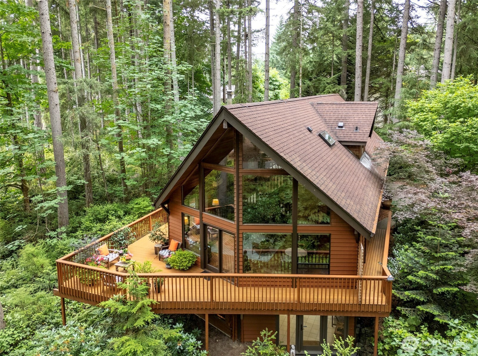 9910 40th Avenue Ct, Gig Harbor, WA 98332