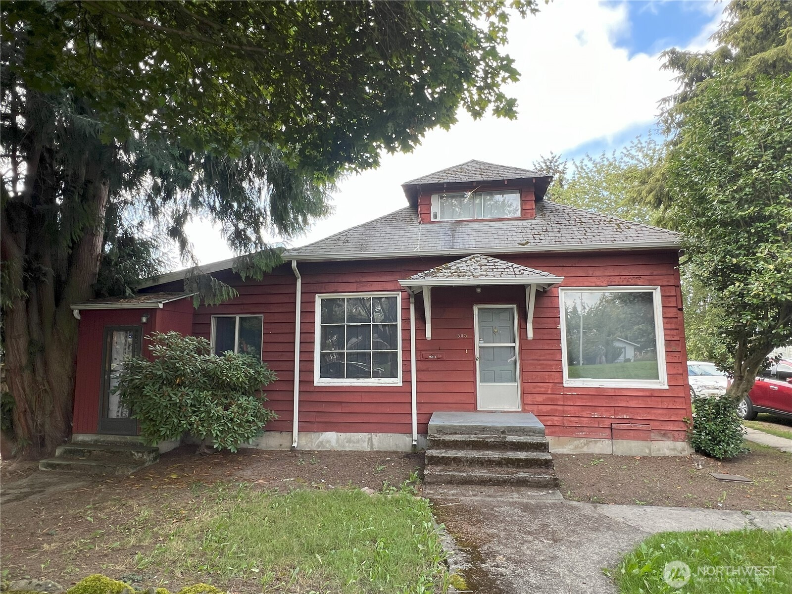 505 Burnett Avenue S, Renton, WA 98057