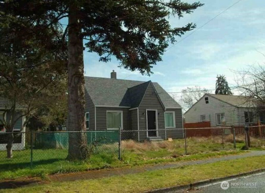 6627 S Junett, Tacoma, WA 98409