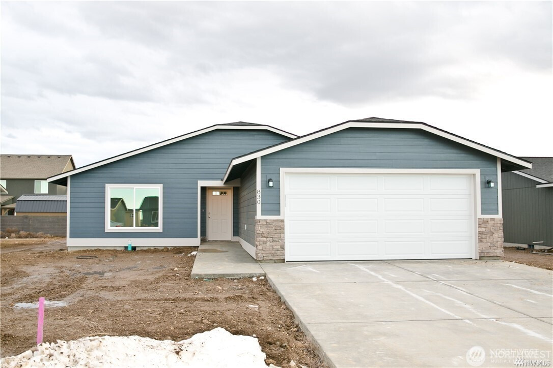 702 O Street NE, Quincy, WA 98848