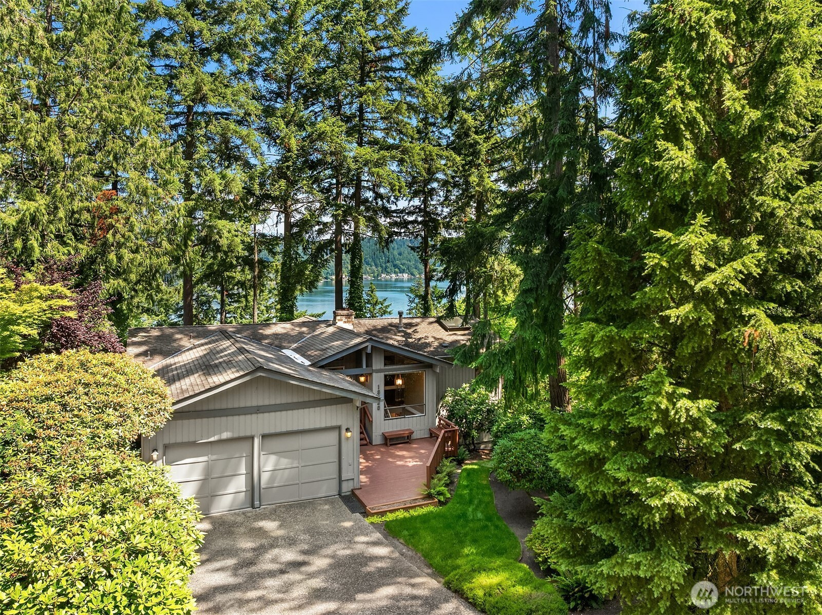 18920 NE 20th Court, Redmond, WA 98052