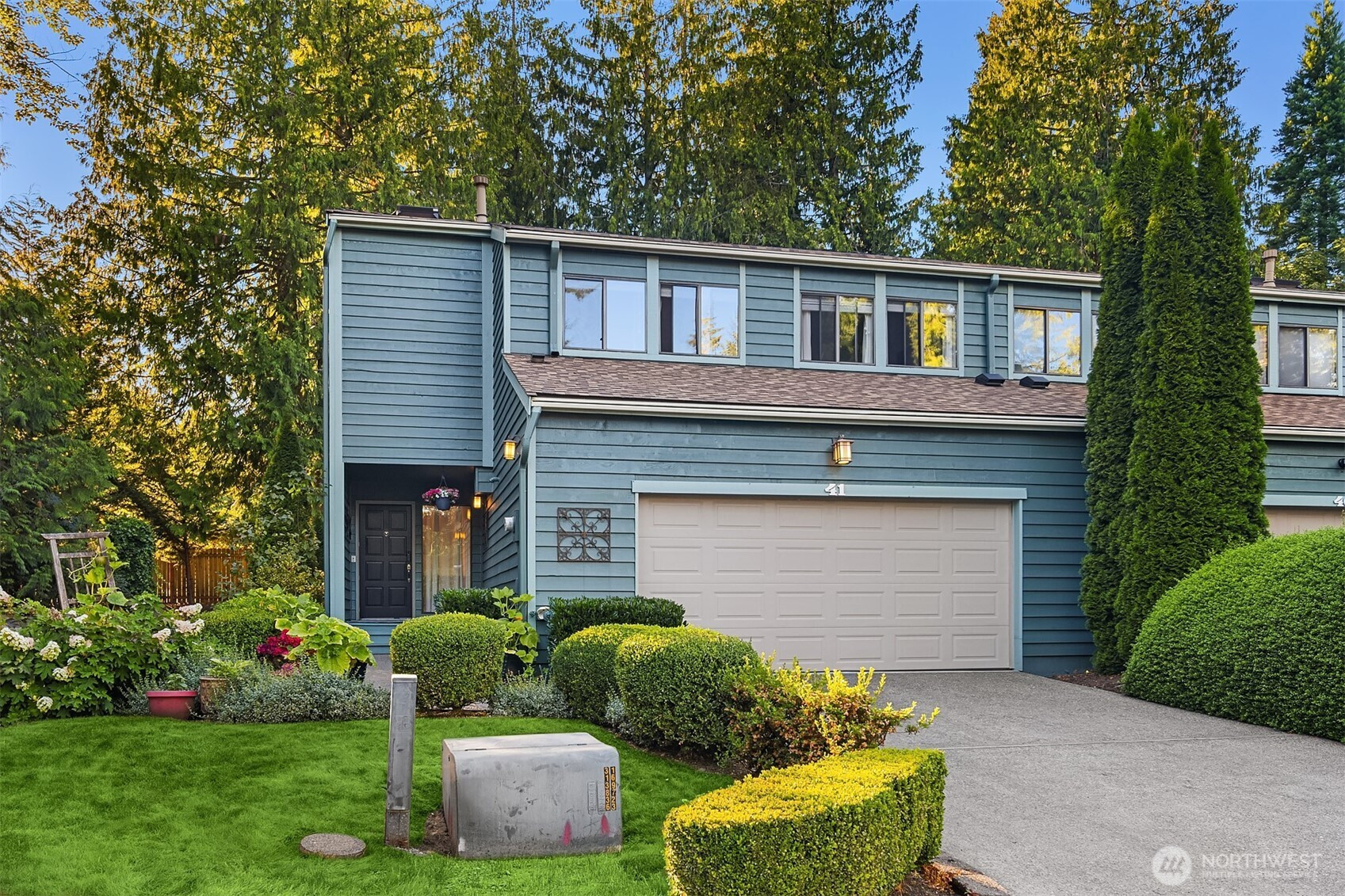 25429 213 Avenue SE, Maple Valley, WA 98038