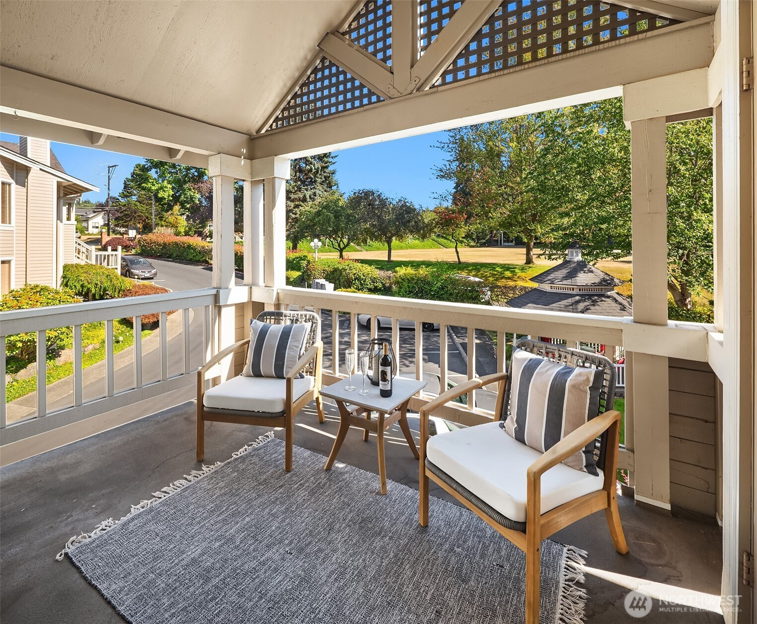 432 3rd Avenue S, Edmonds, WA 98020