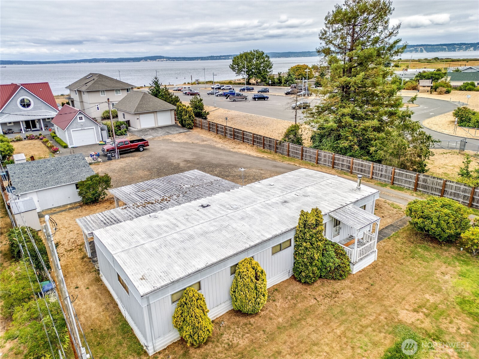 8712 NE Point No Point Road, Hansville, WA 98340