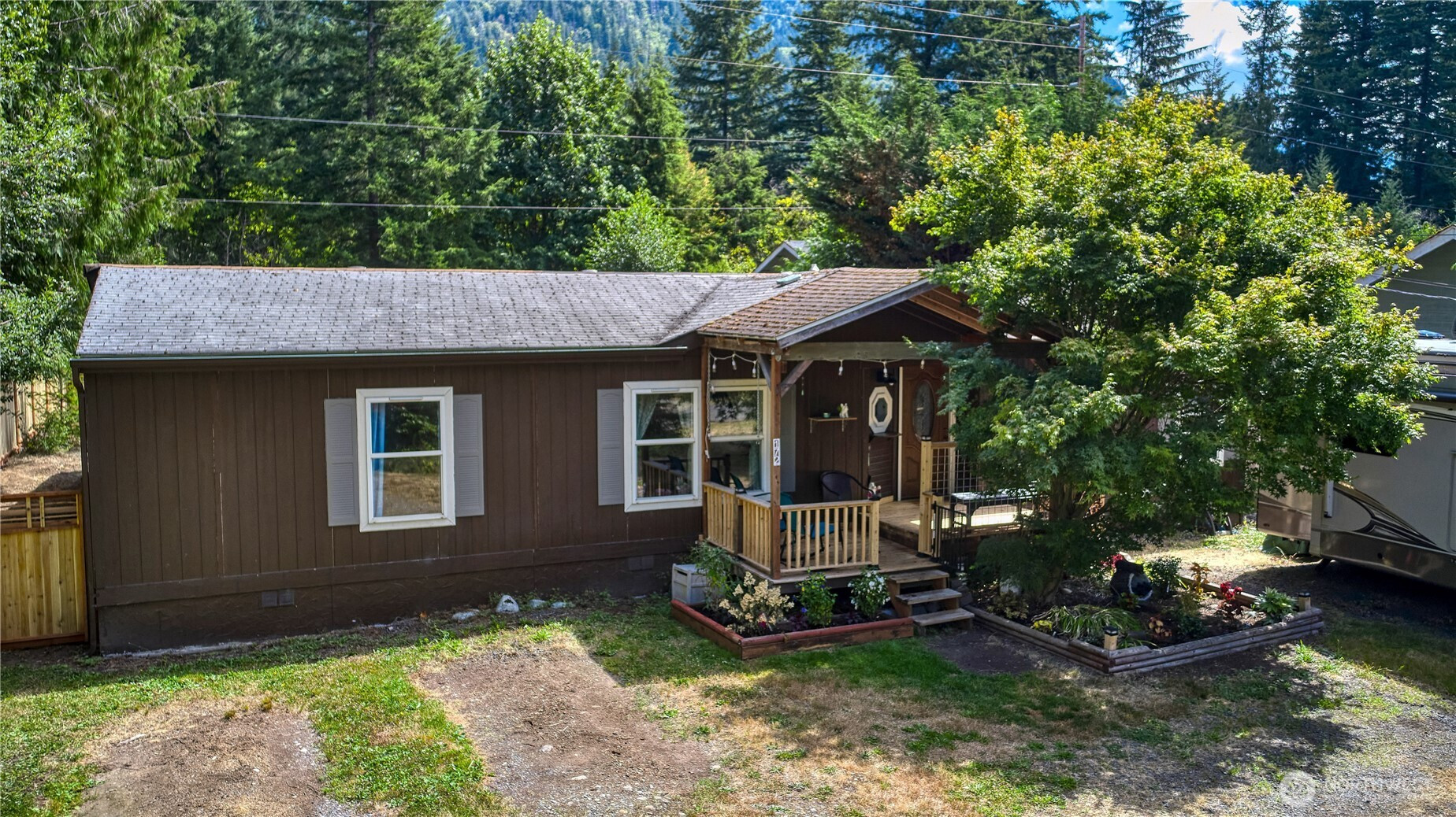 172 Sprague Valley Drive, Maple Falls, WA 98266