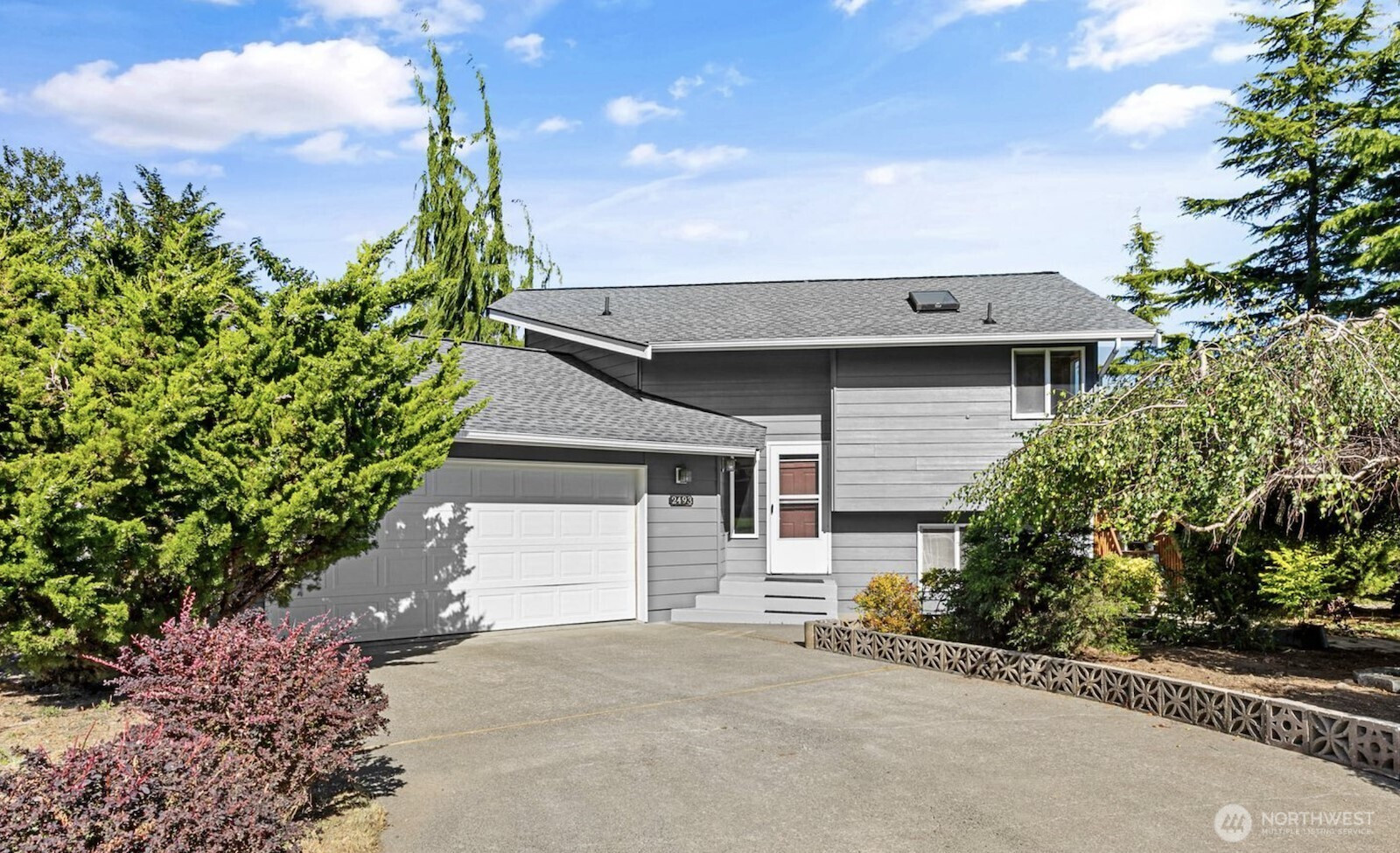 2493 Mountain View Road, Ferndale, WA 98248
