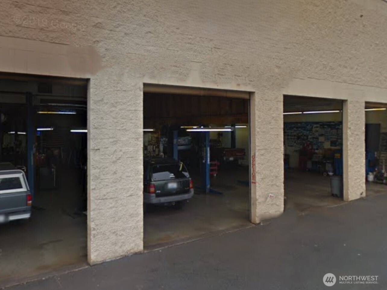 17 XXX BO Undisclosed, Lynnwood, WA 98037