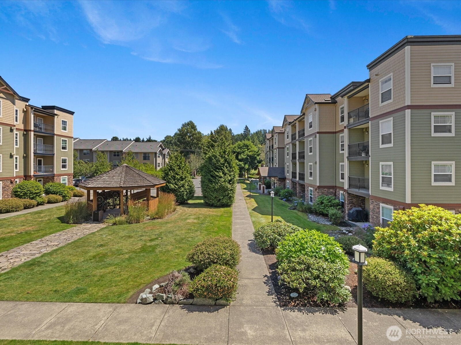 690 32nd Street, Bellingham, WA 98225